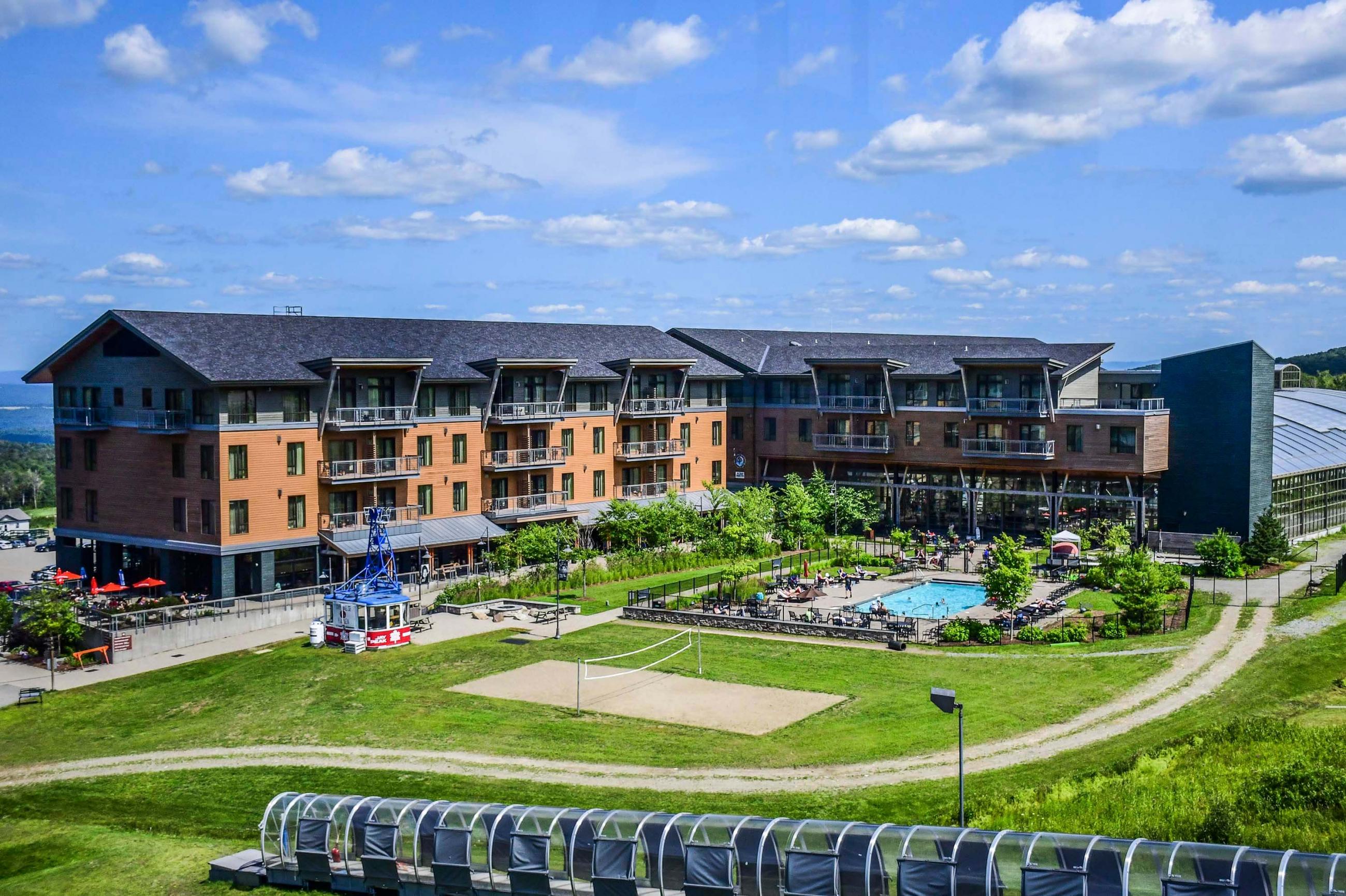 Book Your Vacation Jay Peak Resort